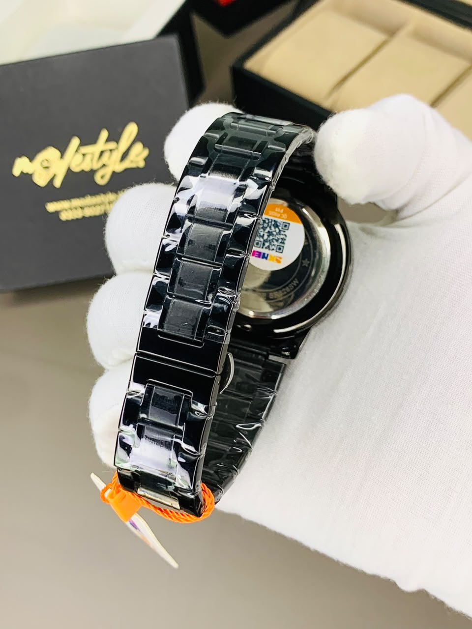 Skemi Spinner Luxury Chain Watch (Yellow)