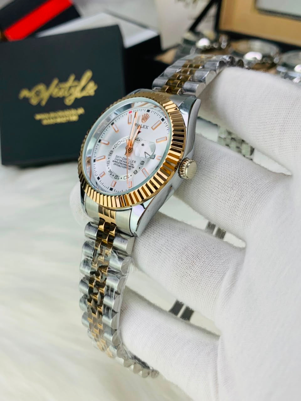 Rlx Sky-Dweller Automatic Movement (White Dail)