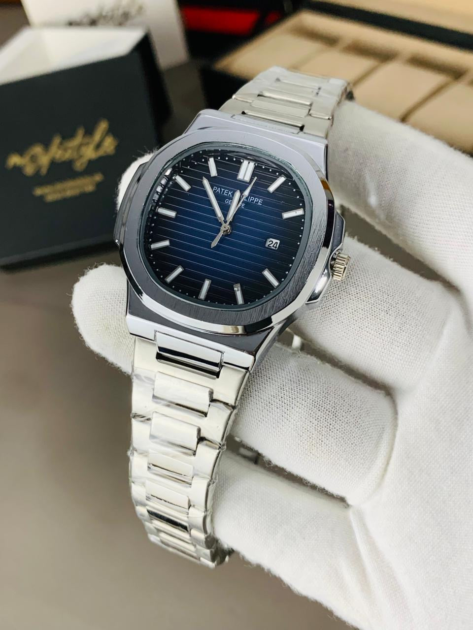 PP Nautilus Automatic Movement Model (Blue)