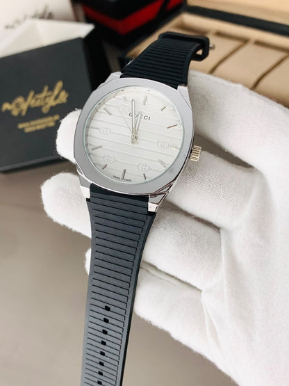 Gucci Luxury Rubber Belt Watch (Black & White)