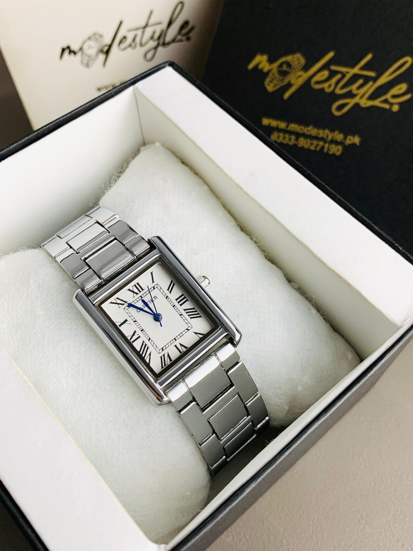 Cartier Tank Chain (White)