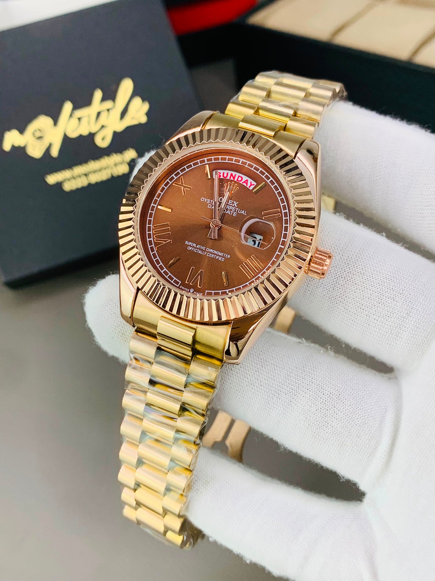 Rlx Day And Date Model (Brown)