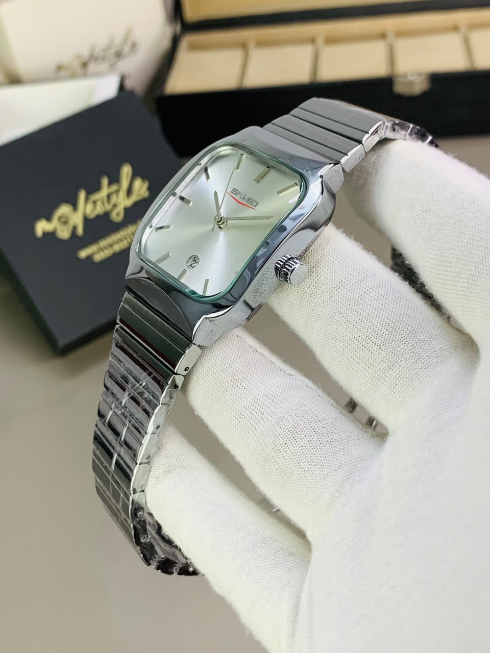 Skemi Men Watch - Silver