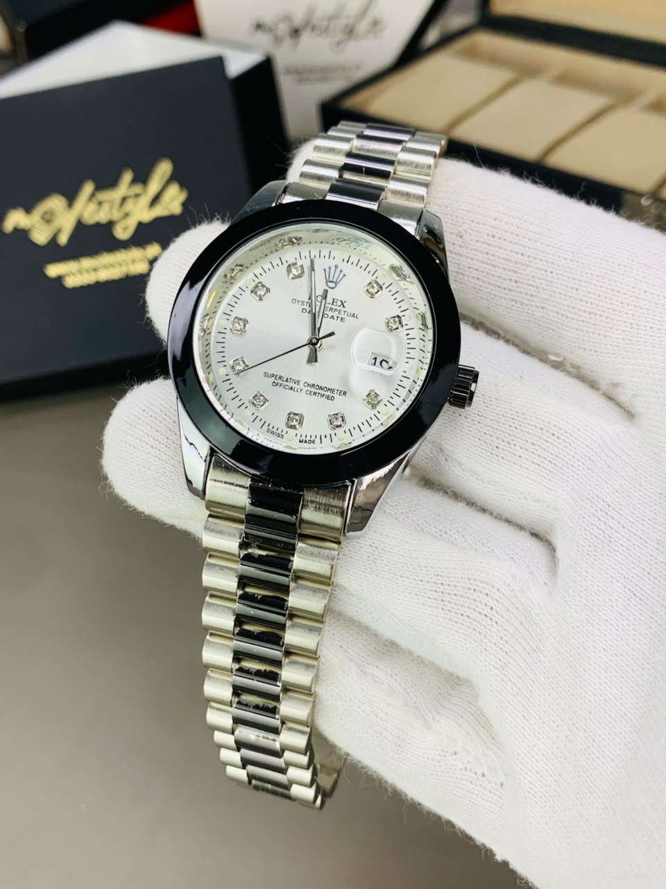 Two tone Stone Model - Two tone White