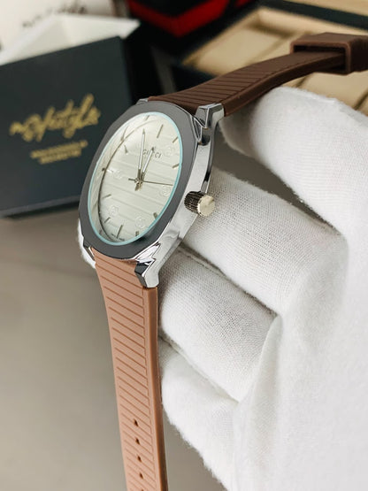 Gucci Luxury Rubber Belt Watch (Brown)
