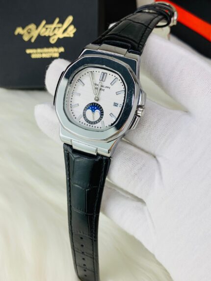 Patek Phillippe Nautilus leather strap (Black belt white dail)